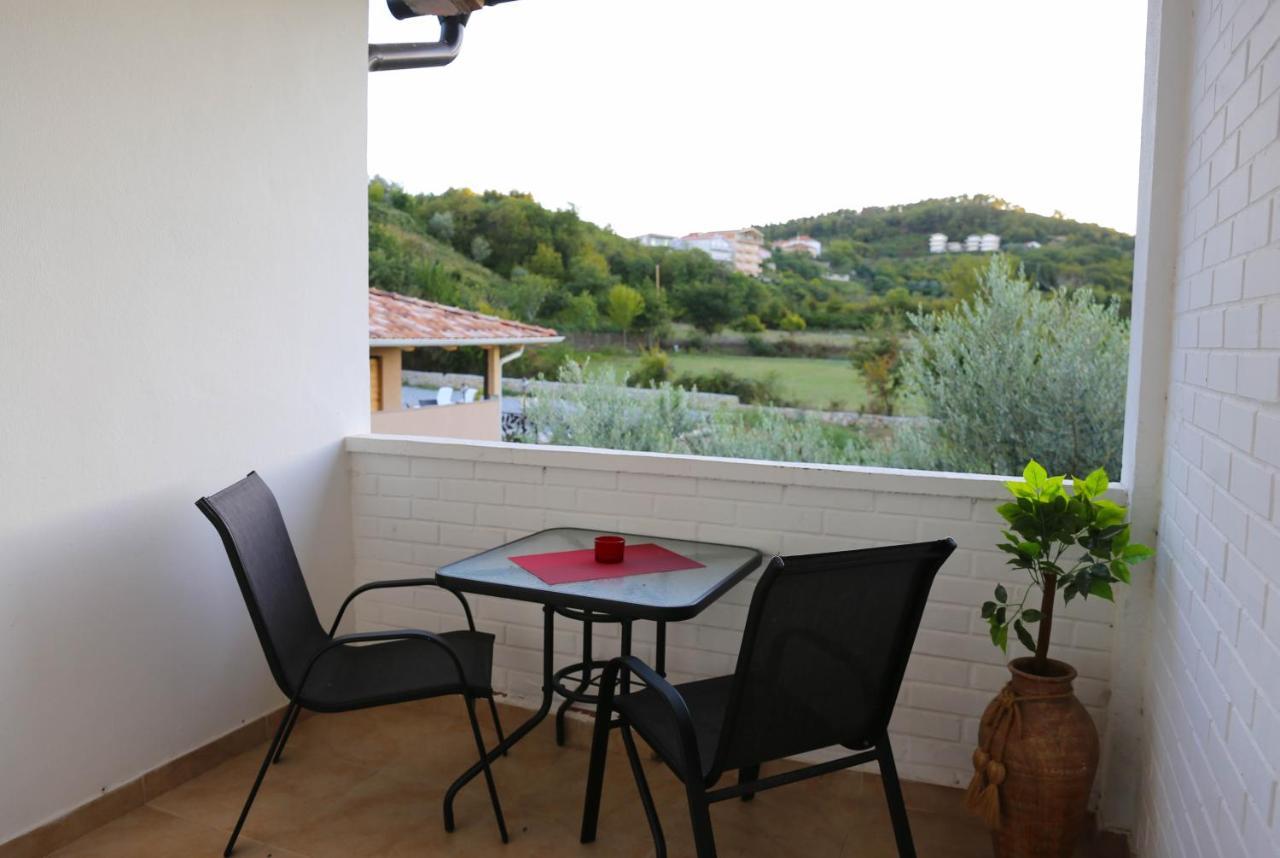 Hotel La Hacienda à Ulcinj Extérieur photo