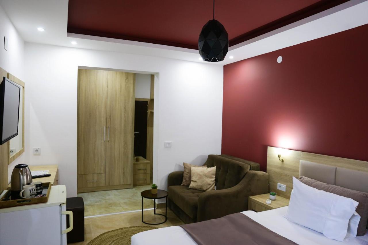 Hotel La Hacienda à Ulcinj Extérieur photo