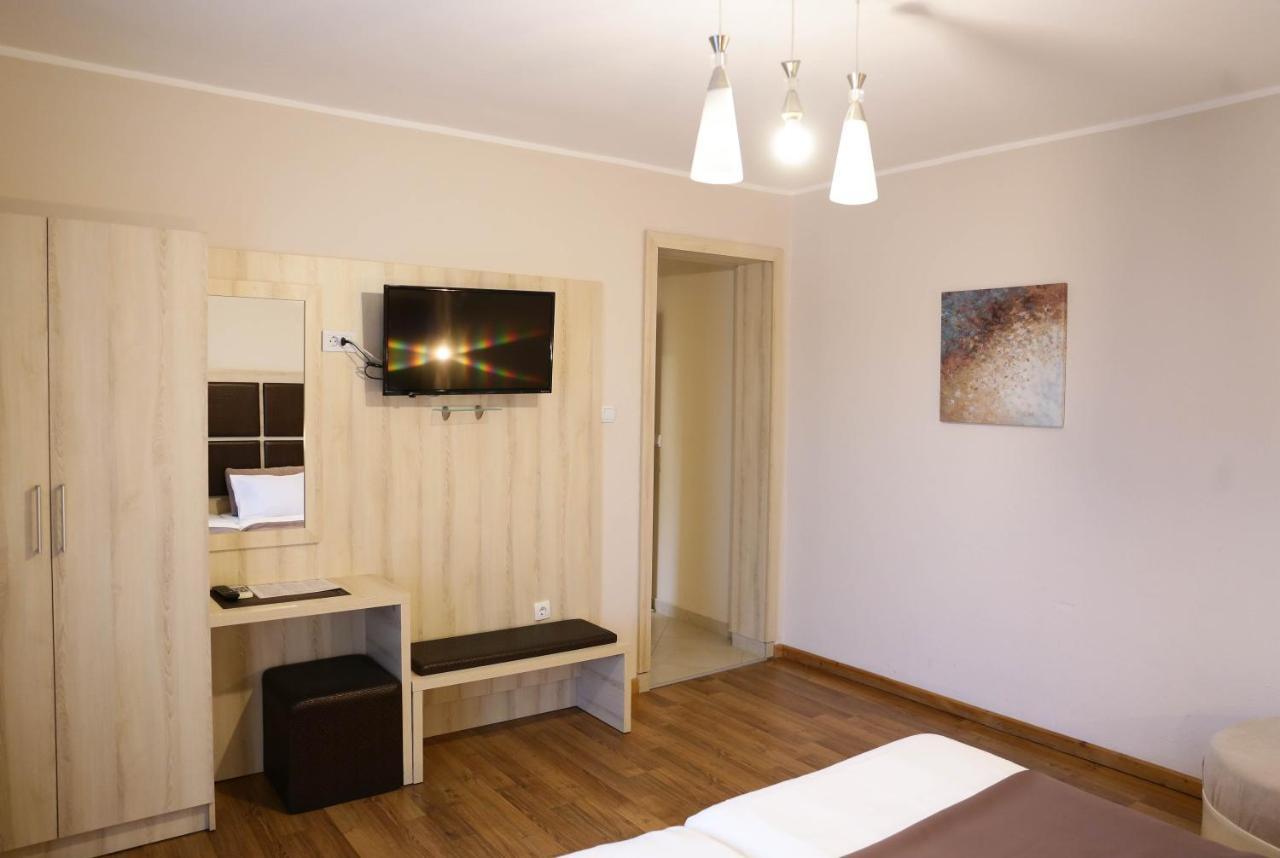 Hotel La Hacienda à Ulcinj Extérieur photo