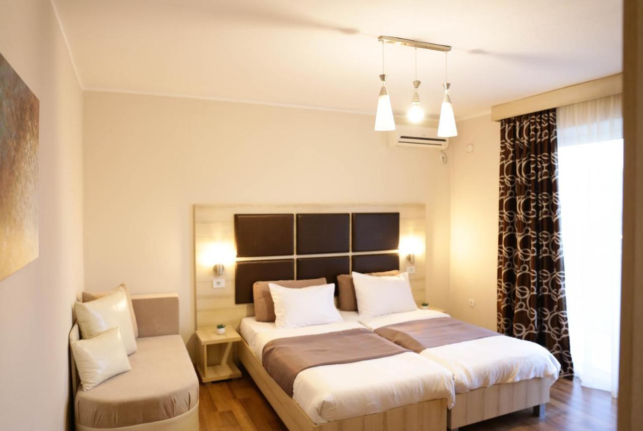 Hotel La Hacienda à Ulcinj Extérieur photo